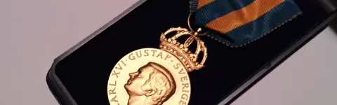 Kungliga förtjänstmedaljen i guld